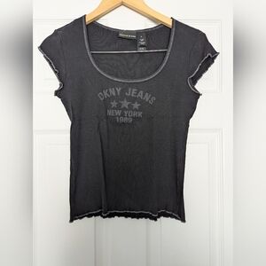 🔷DKNY Gray Fitted Cap Sleeve T-Shirt